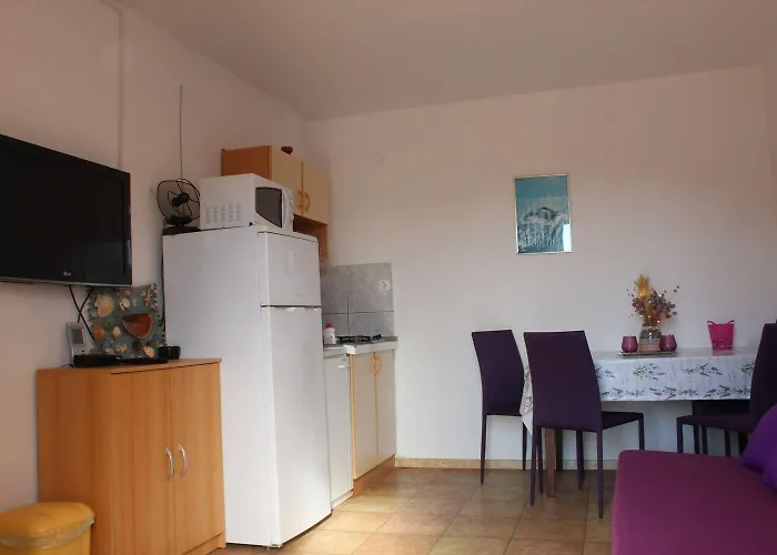 Durda Appartamento Pirovac