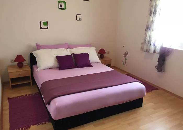 Appartamento Durda Pirovac